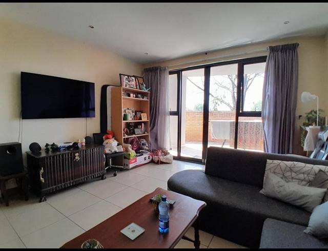 2 BEDROOM PROPERTY TO RENT IN ROOIHUISKRAAL NORTH